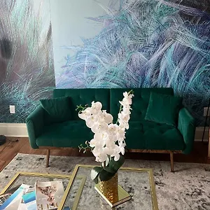 Apartment Mins From Everywhere, Memphis